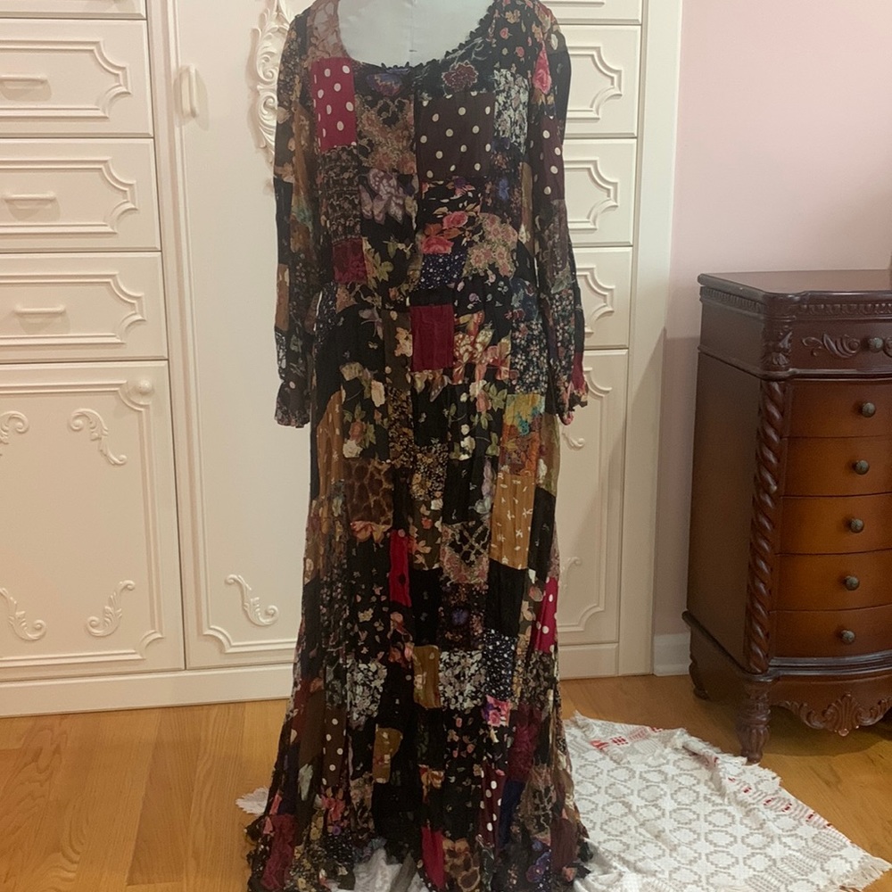 Amazing vintage Mieka crinkle patchwork design long dress full slip one size